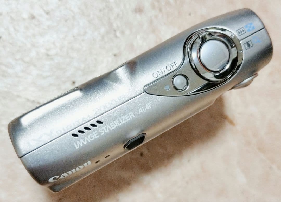 CANON IXY 2000IS　デジタルカメラ　ジャンク