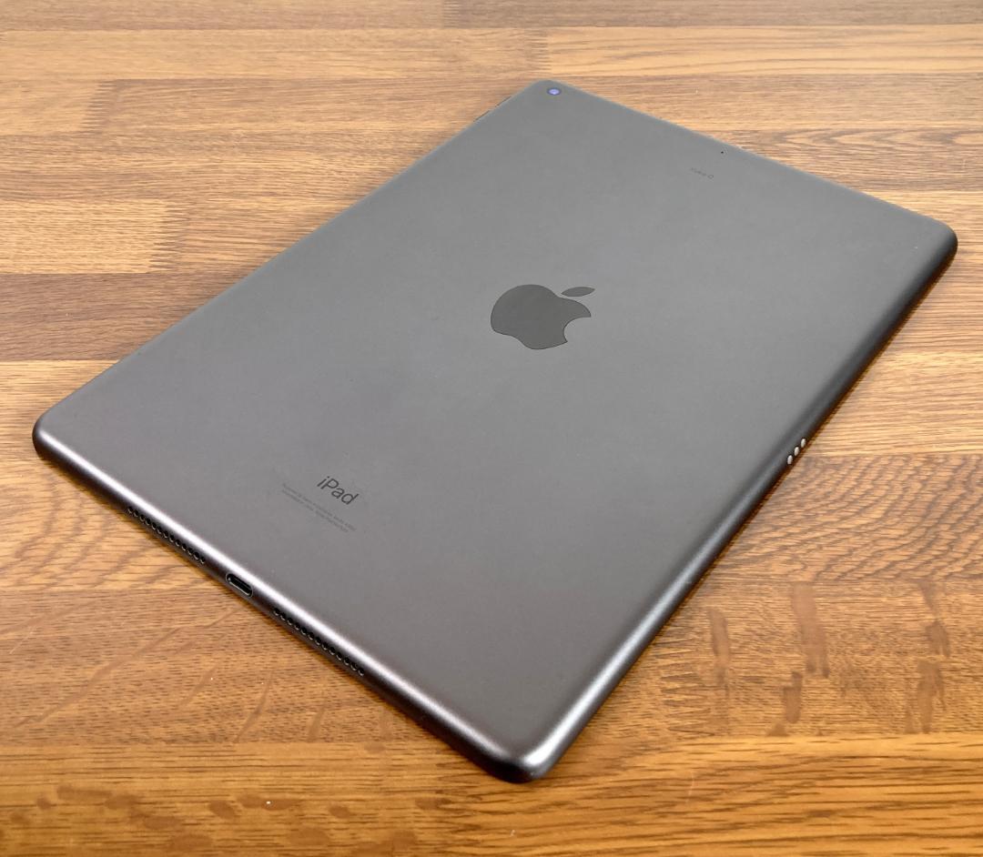 Apple iPad 10.2インチ 第9世代 64GB 96%