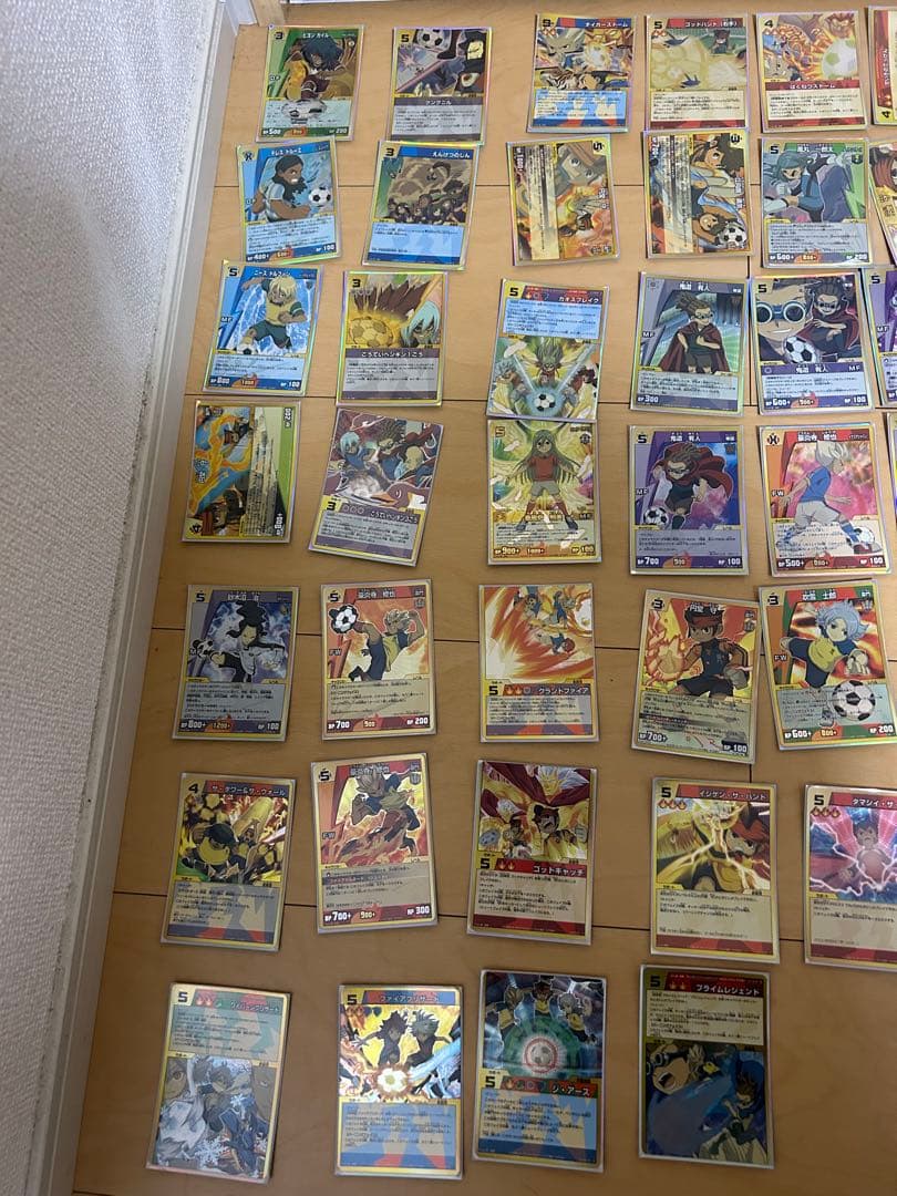 希少 イナズマイレブン トレーディングカード イナズマレア76枚 スリーブ美品