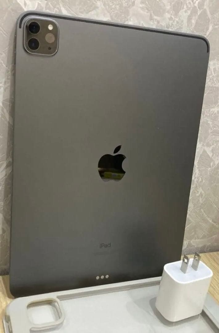 美品 iPad Pro 第3世代 11インチ 128gb A2377 本体