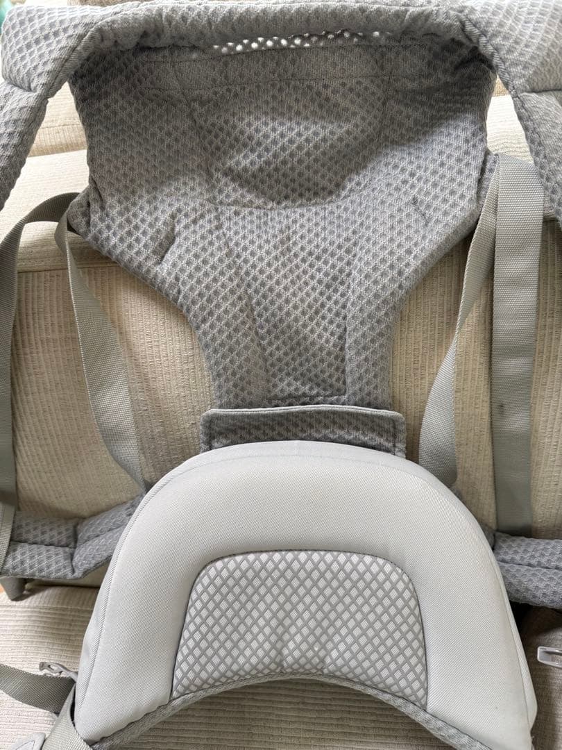 ergobaby Alta 抱っこ紐 グレー メッシュ　エルゴベビーアルタ