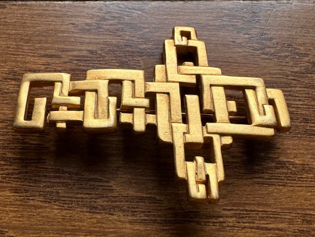 超希少デザイン GIVENCHY ヴィンテージ 特大 ブローチ