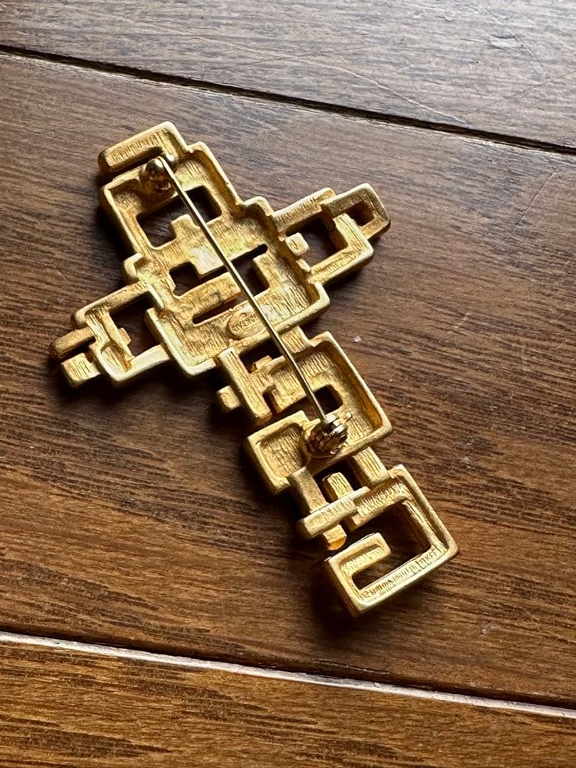 超希少デザイン GIVENCHY ヴィンテージ 特大 ブローチ