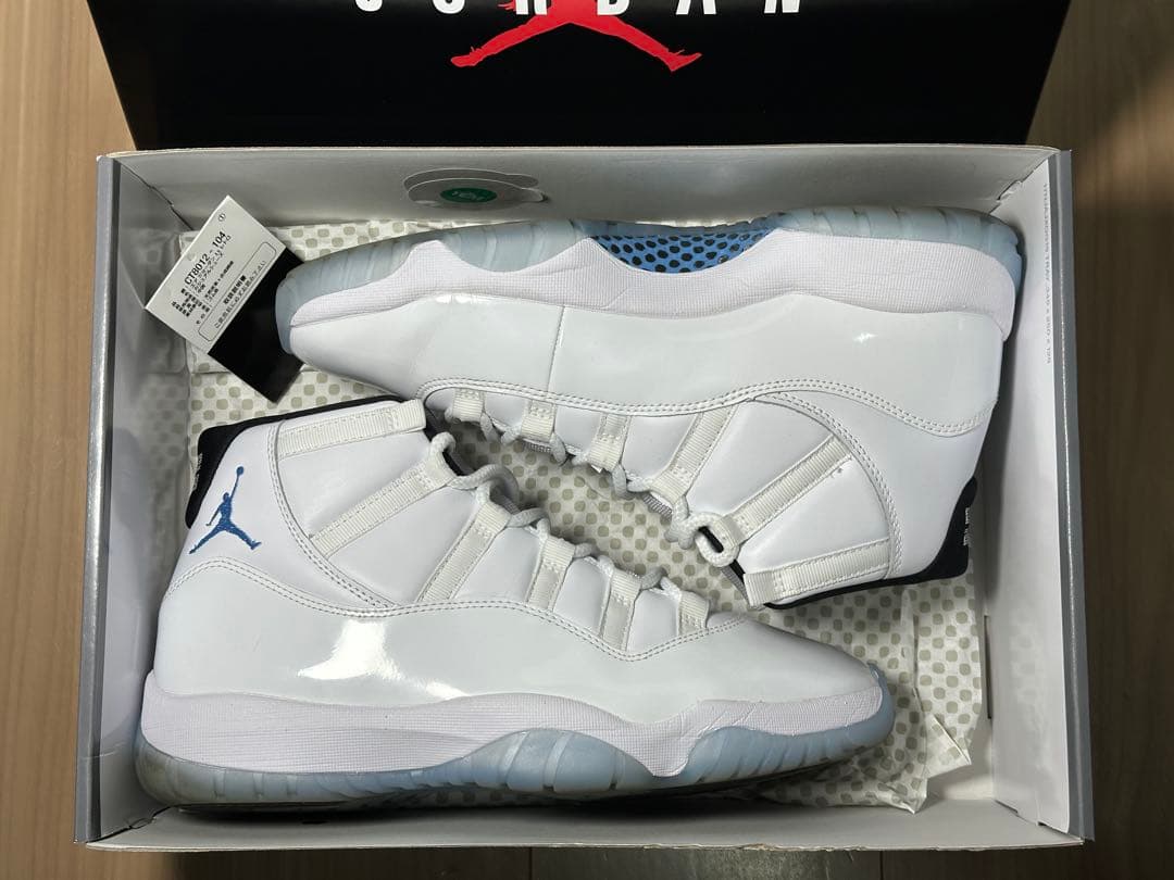 【美品】 28cm / AJ 11 \"White/Legend blue\"