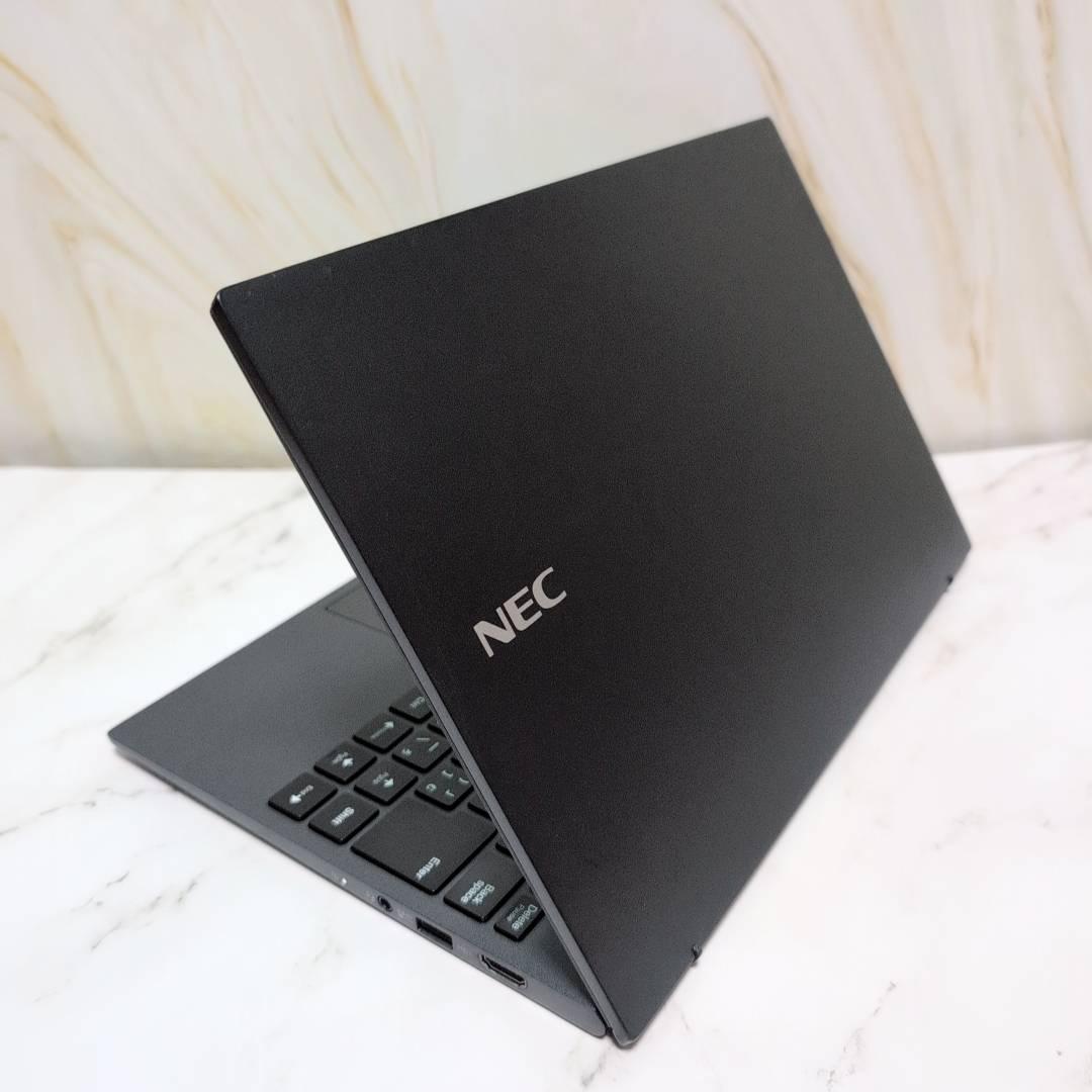 ☆起動OK！★第10世代★ Corei7 16GB 超軽量870g