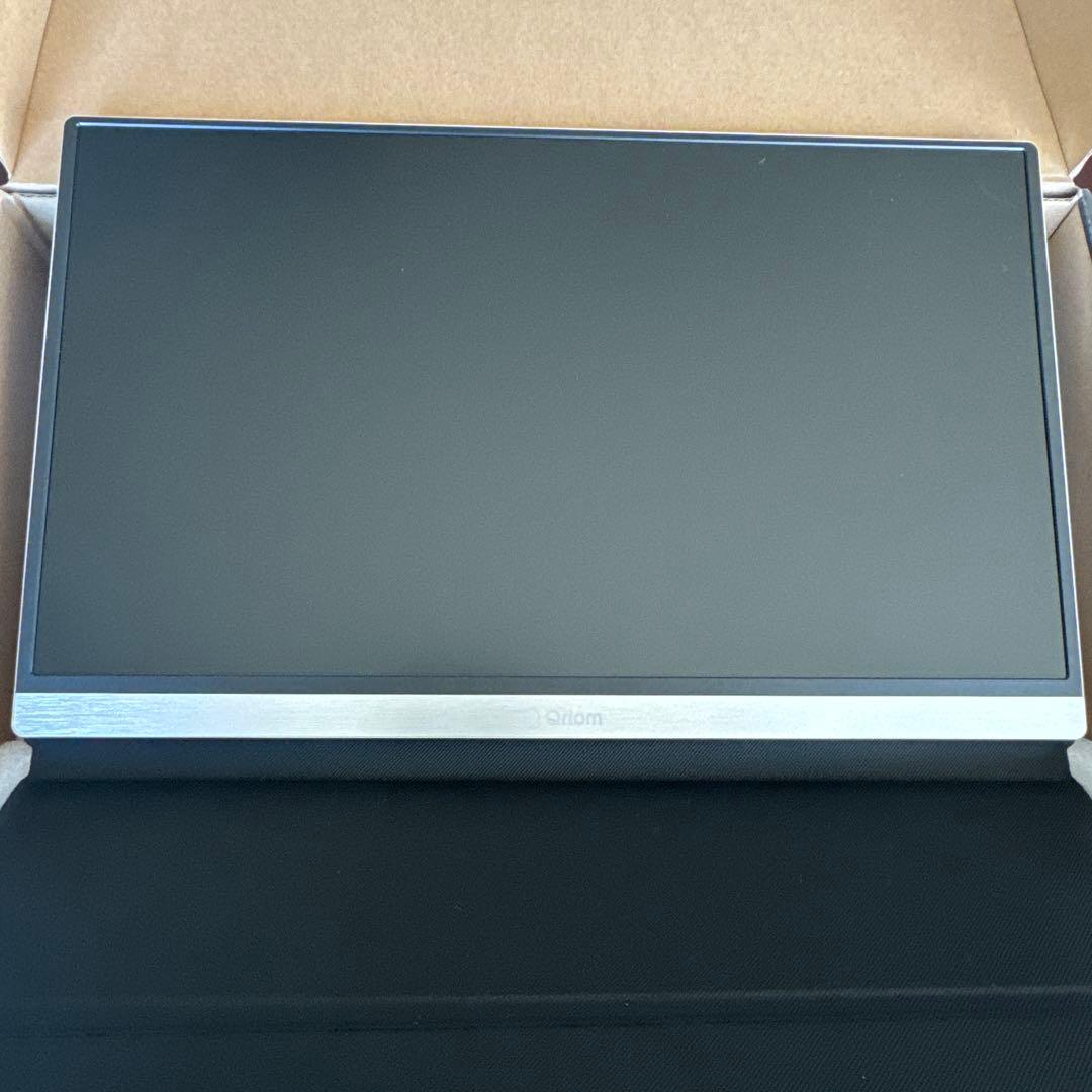 Qriom 15.6インチモバイルモニター QMM-156R