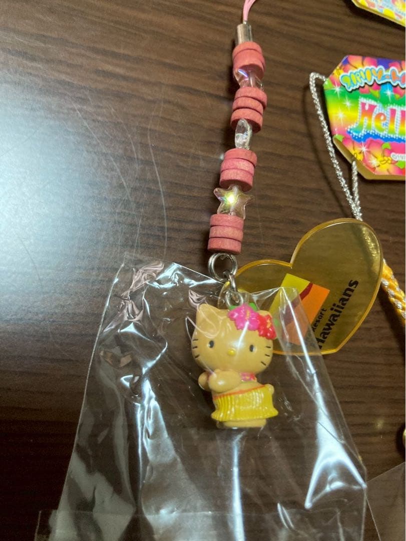 希少 新品 ご当地 ハローキティ スパリゾートハワイアンズ 日焼け ストラップ