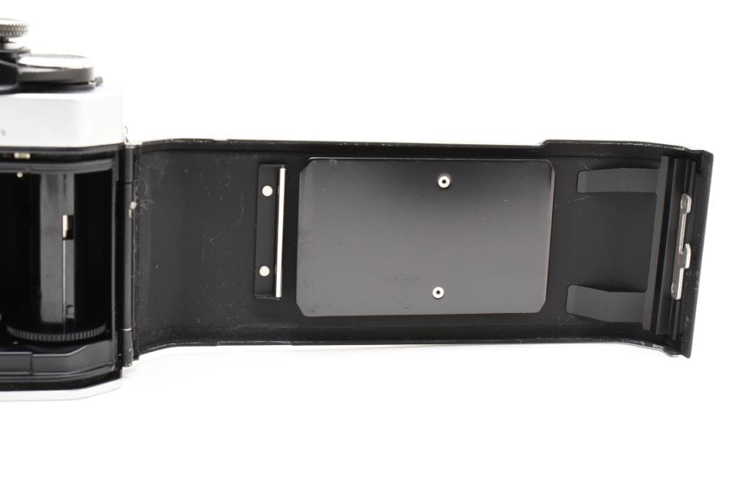 新品級 ニコン NEW FM2 シルバー フィルム　モルト新品交換済 B571