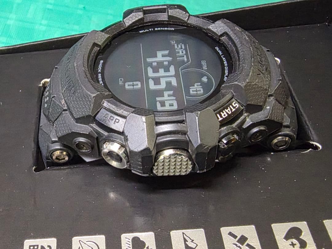 CASIO G-SHOCK GSW-H1000-1AJR スマートウォッチ
