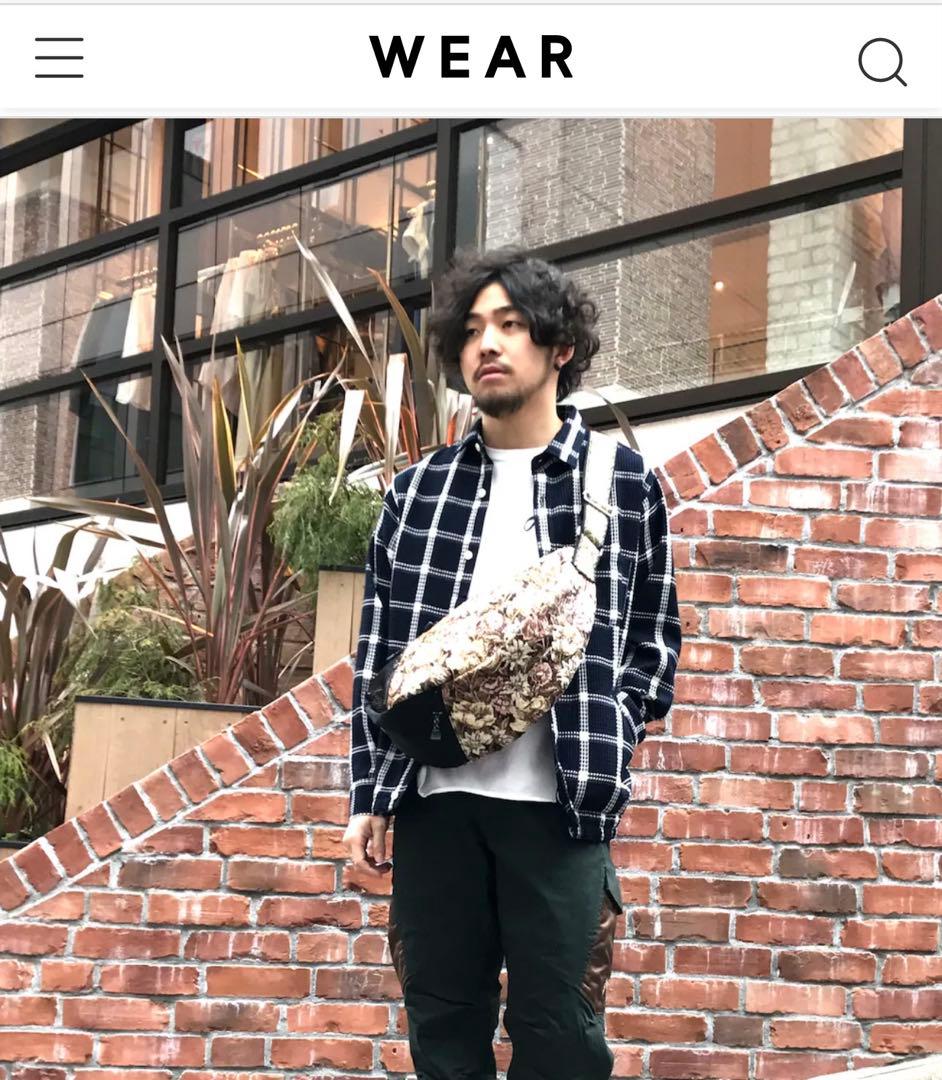 アールディーズ　ショルダーバッグ　バナナショルダー　花柄