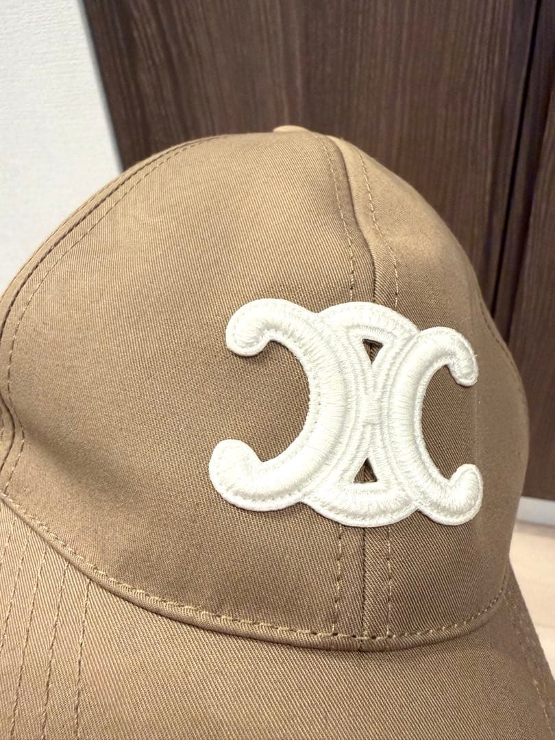 【美品】セリーヌ トリオンフ ベースボールキャップ グレージュ Mサイズ