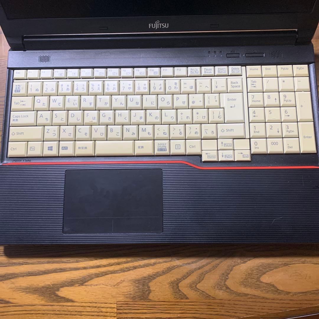 Windowsノート本体 FUJITSU A744 HDMI USB Bluetooth