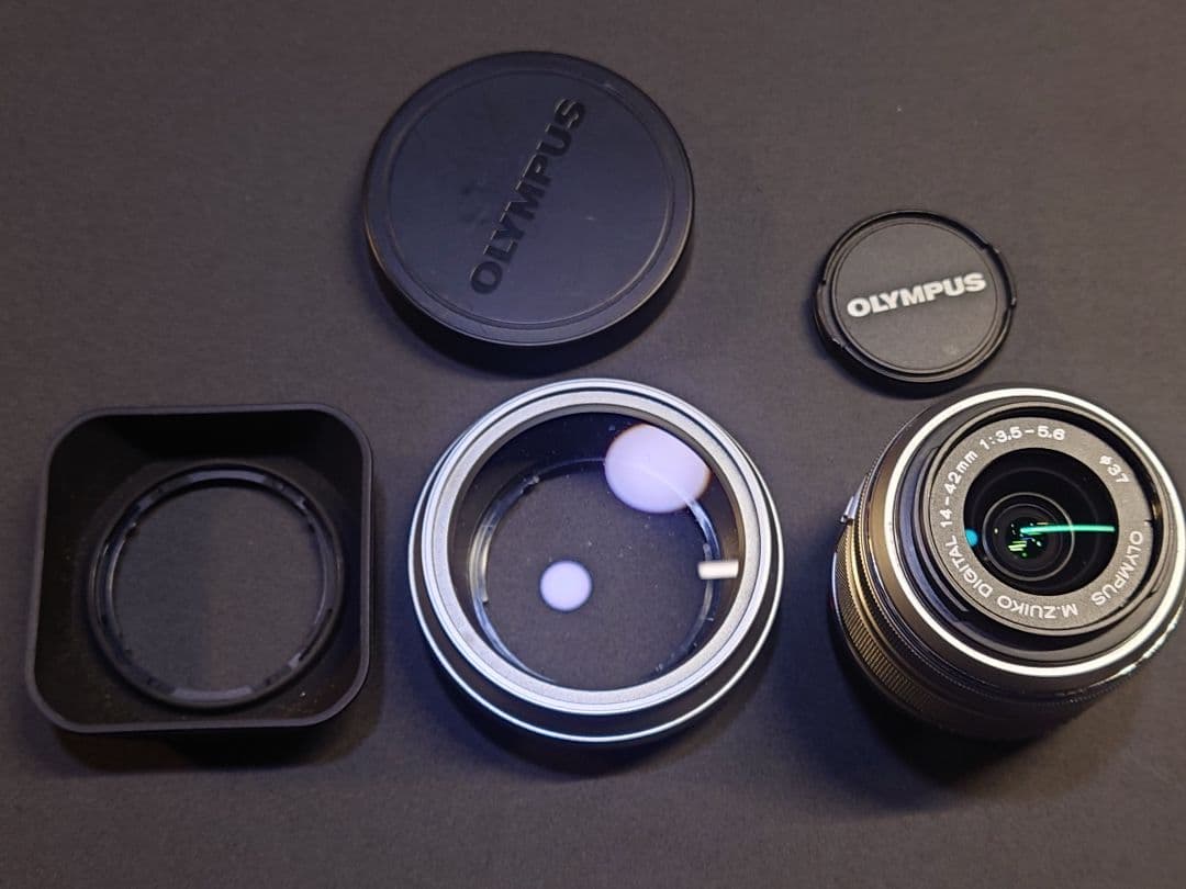 OLYMPUS 14-42mm F3.5-5.6 II R+マクロコンバーター