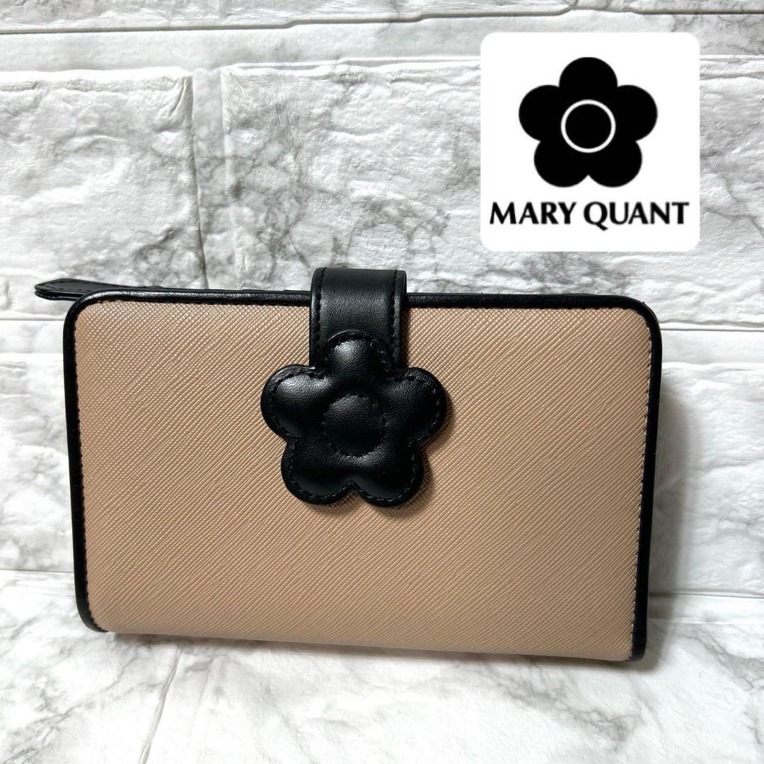 【未使用級】MARY QUANT 二つ折り財布デイジーパッチスナップ ベージュ