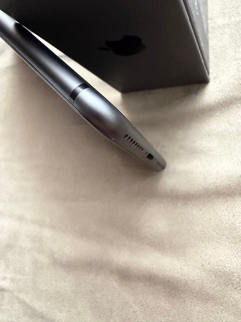 希少/中国版iPhone8 Plus 256GB 完全完備品 / シャッター音無