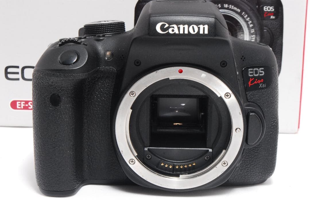 【美品】Canon EOS Kiss X8i レンズキット Wi-Fi搭載