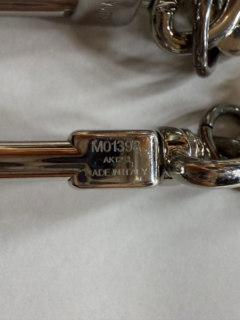 ルイヴィトン バッグチャーム モノグラム ジャイアント チェーン キーリング