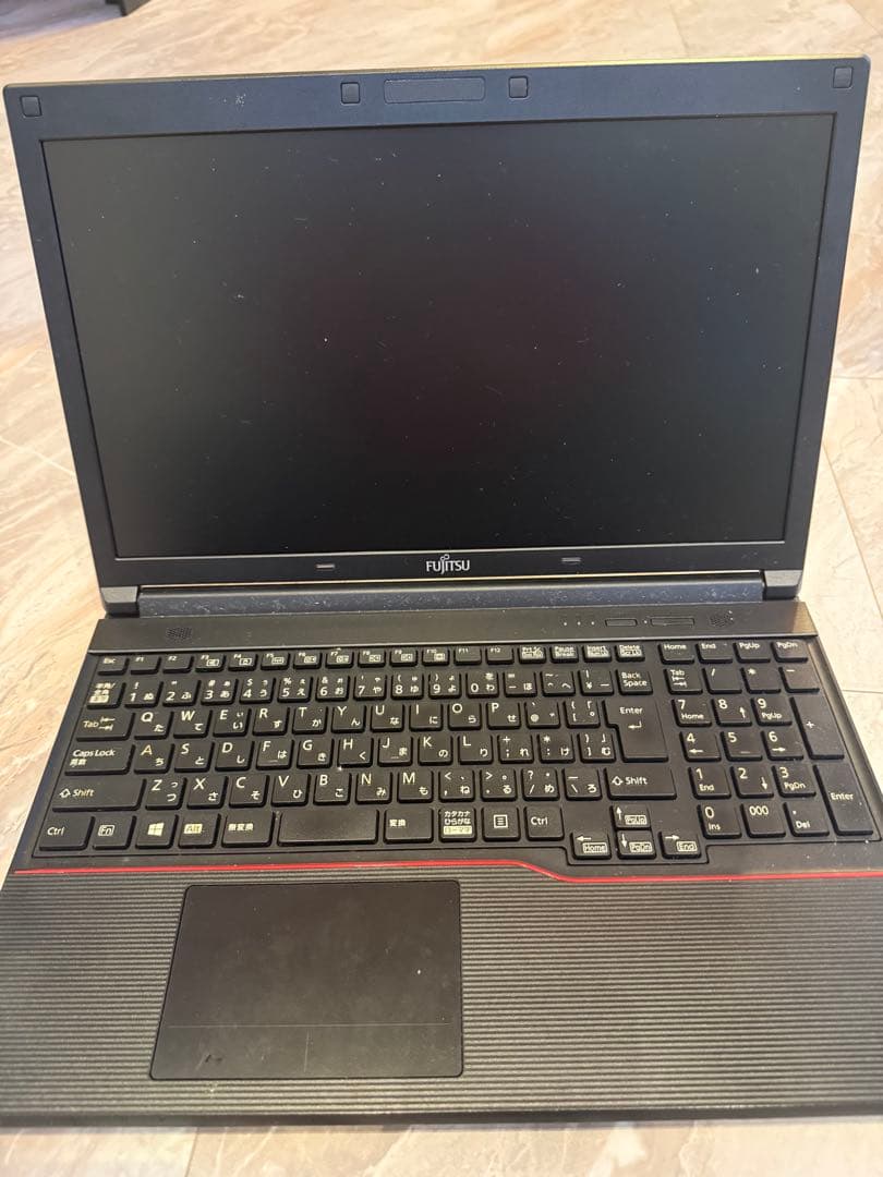 富士通 LIFEBOOK Celeron 4GB HDD Windows10