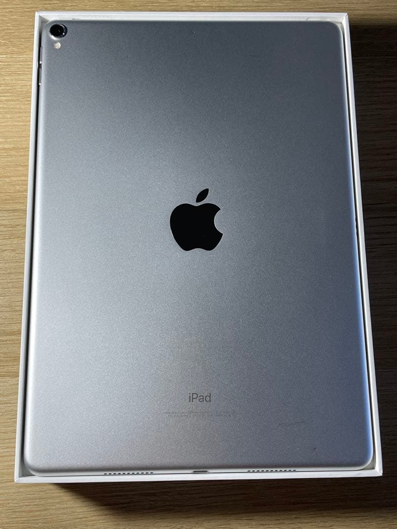 iPad本体 Apple iPad PRO Wi-Fi 64GB A1707 MQDW2J/A