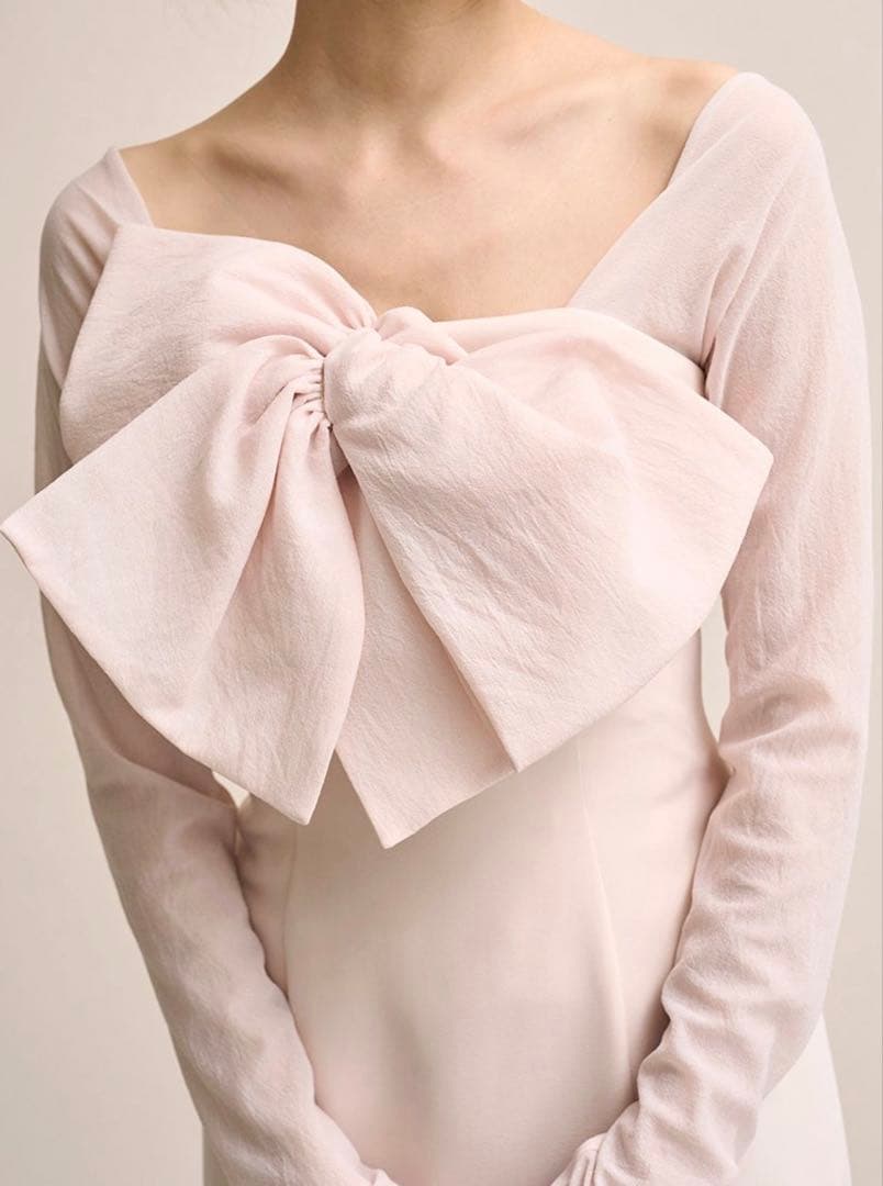 オフショルリボンドレス【カンヘウォン着用】