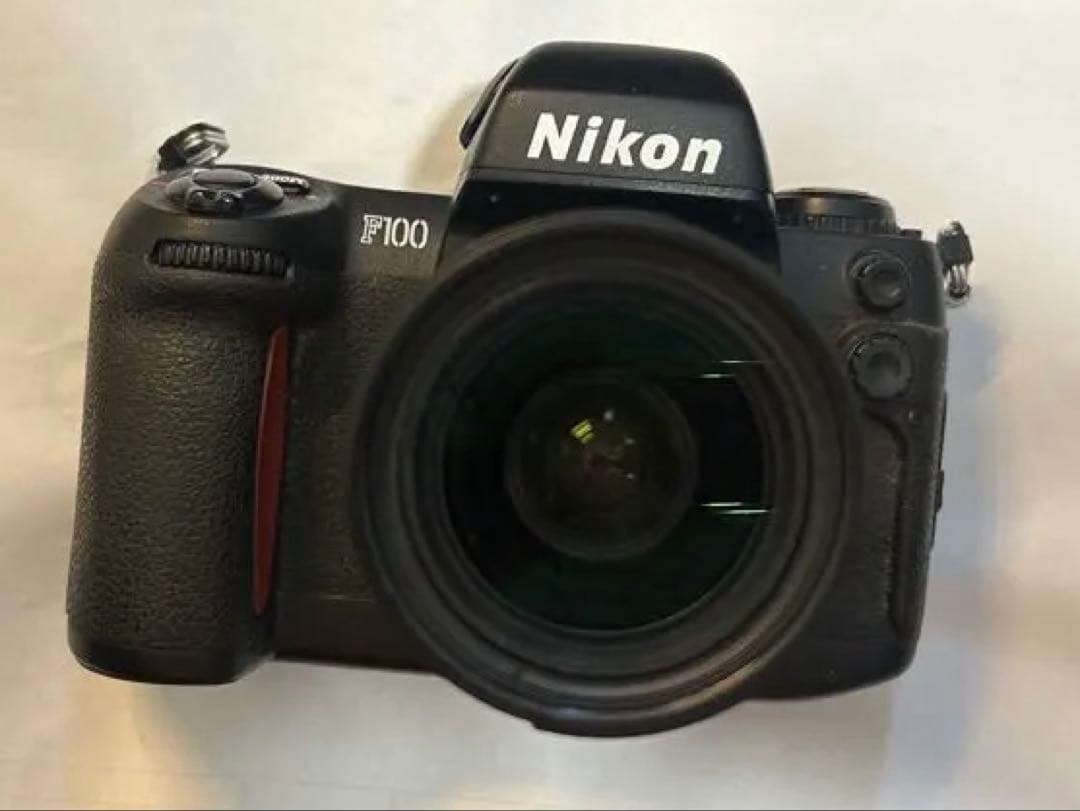 Nikon F100一眼レフカメラ 28-80mmレンズ