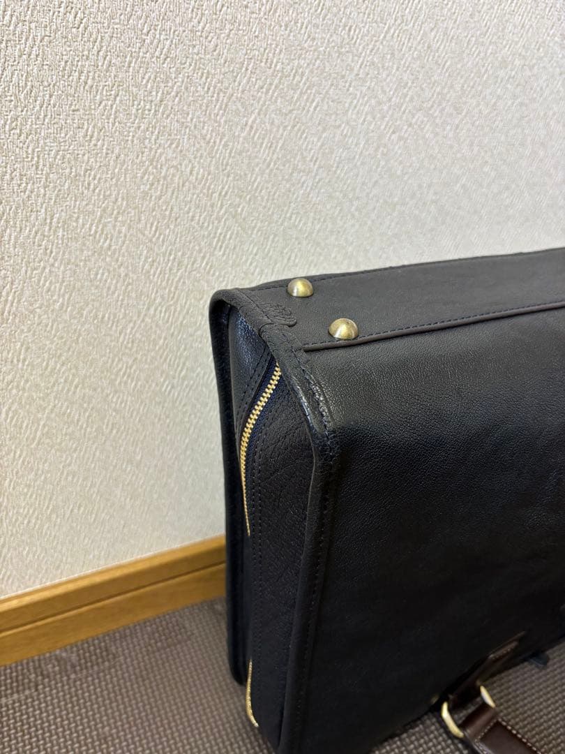 【美品】土屋鞄 アルマス バッファローブリーフ アーバンネイビー