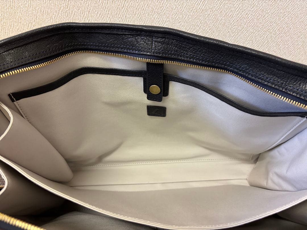 【美品】土屋鞄 アルマス バッファローブリーフ アーバンネイビー