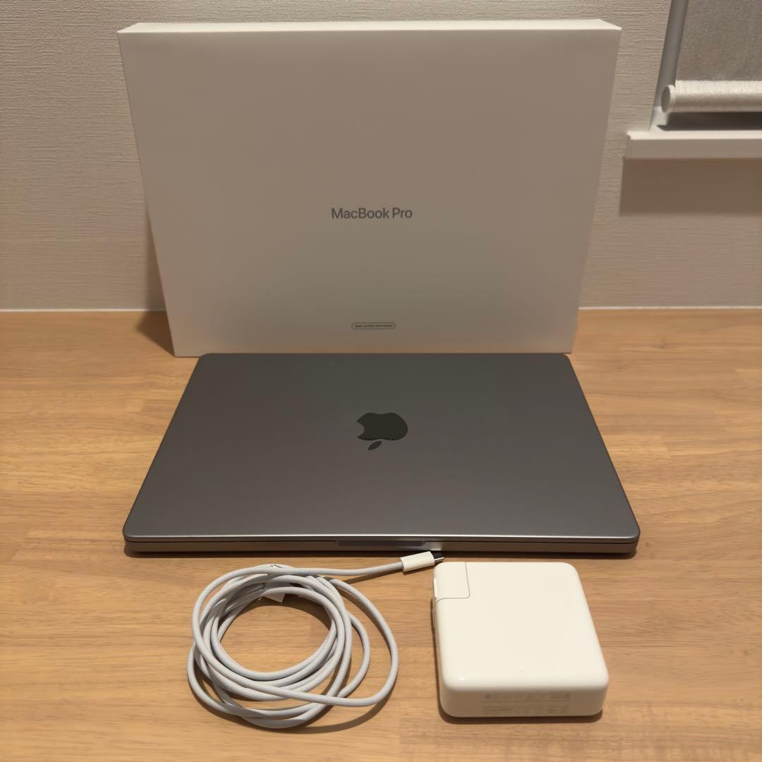【破格】MacBook Pro M1 Pro 14インチ 2TB SSD