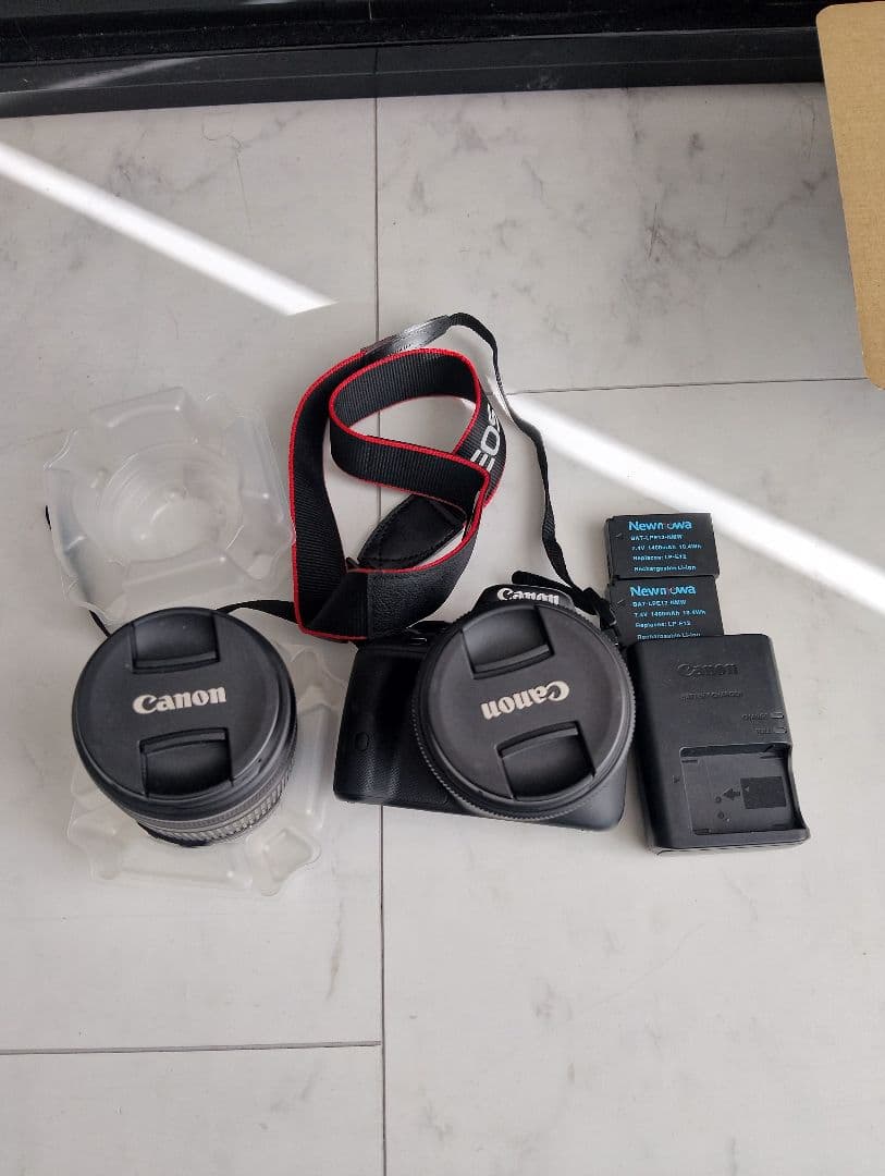 美品　Canon EOS Kiss X7 ダブルズームキット