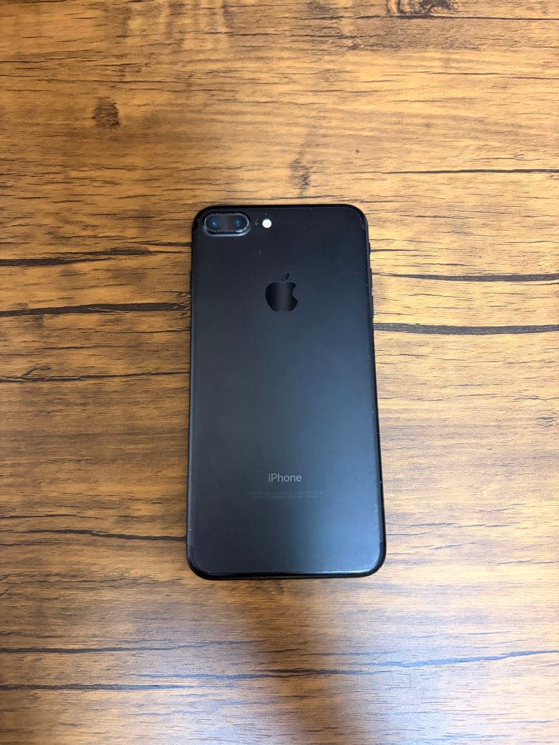 【バッテリー100%】iPhone 7 Plus 128GB ブラック 本体