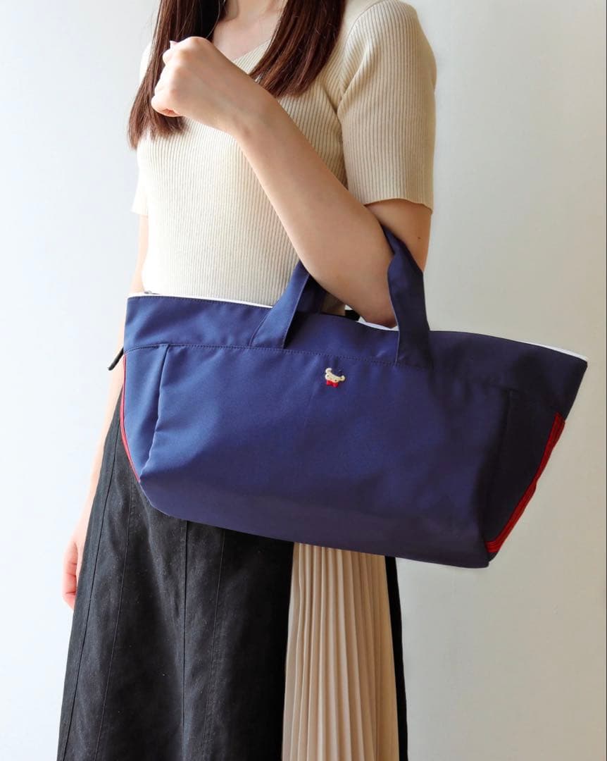 しろ【新品】ファミリア　2wayバッグ　オムツ　お手入れ　収納　002