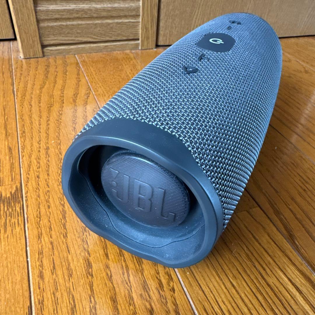 【最終値下】JBL CHARGE ESSENTIAL 2