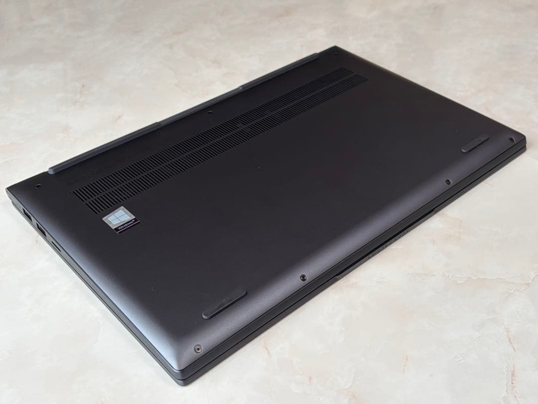 Lenovo Yoga Slim 750i Core i5搭載
