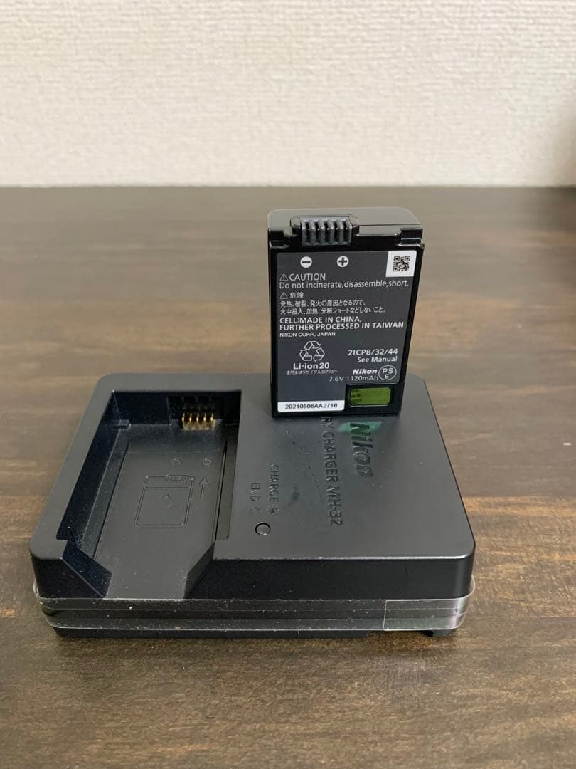 Nikon Zfcレンズ16-50 付き