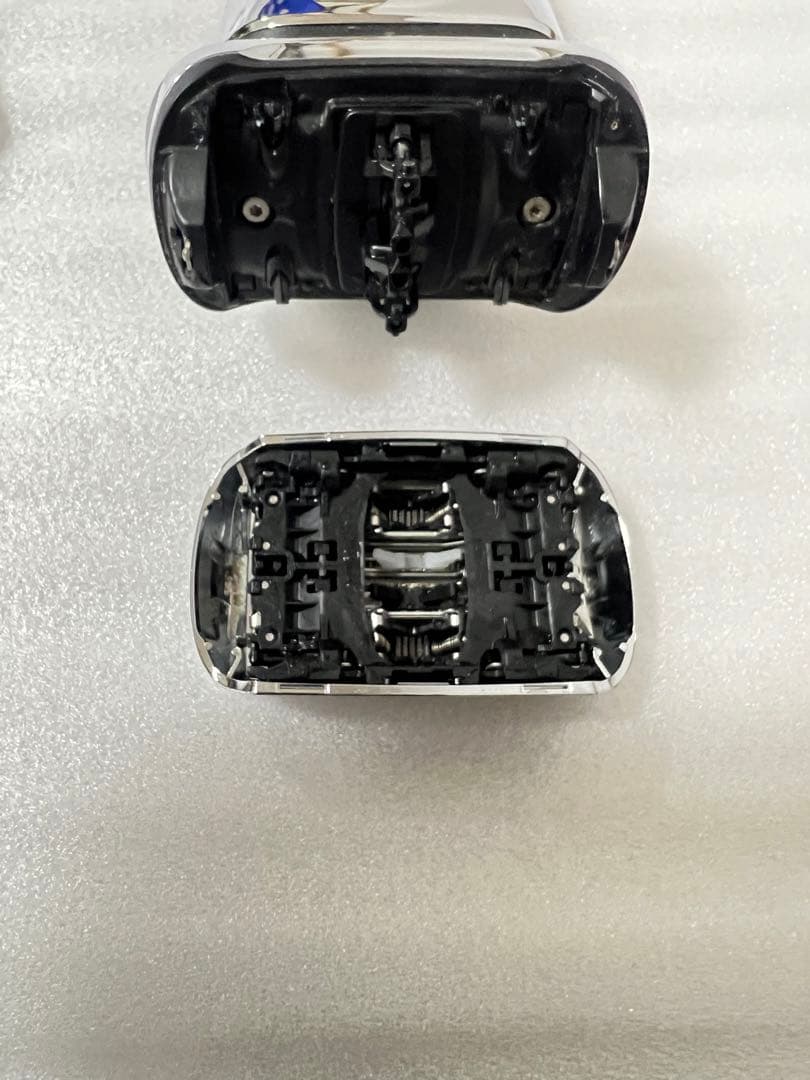 Braun メンズ電気シェーバー シルバー美品