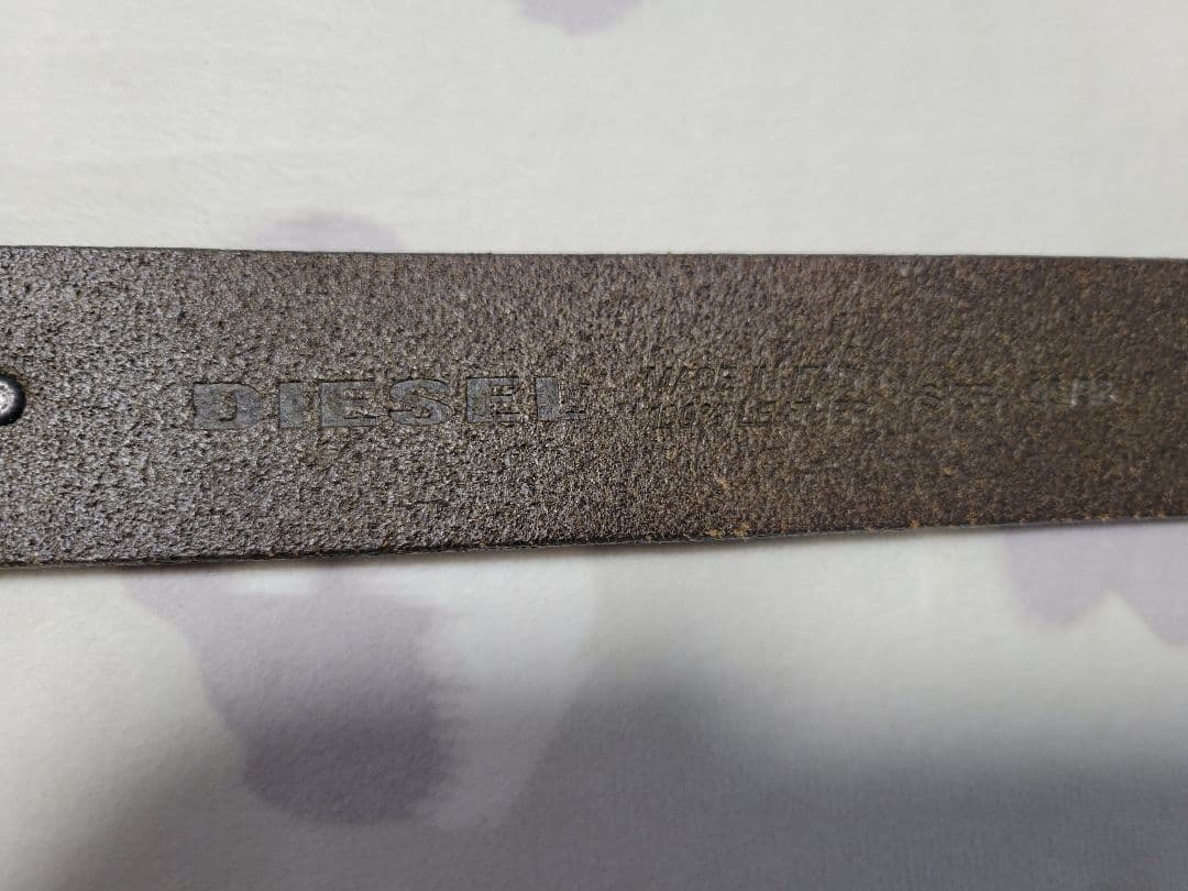 DIESEL レザーベルト　ロゴ付き