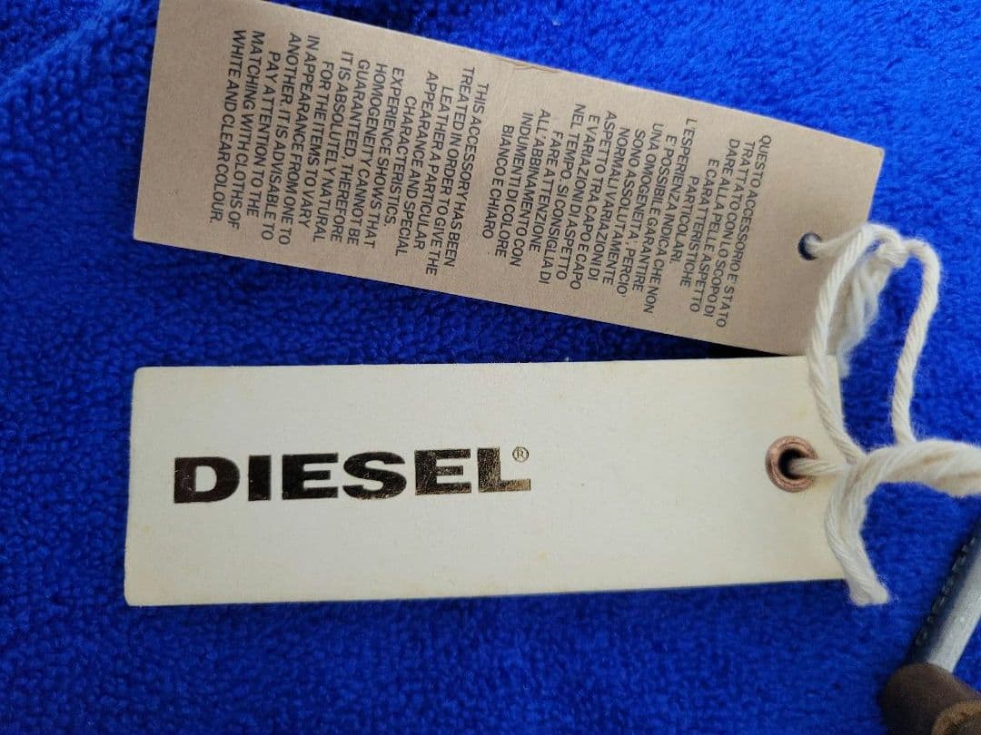 DIESEL レザーベルト　ロゴ付き