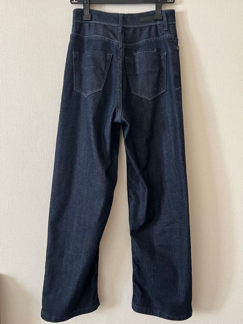 ヤヌーク ワイドストレート\"LILITH\" リリス