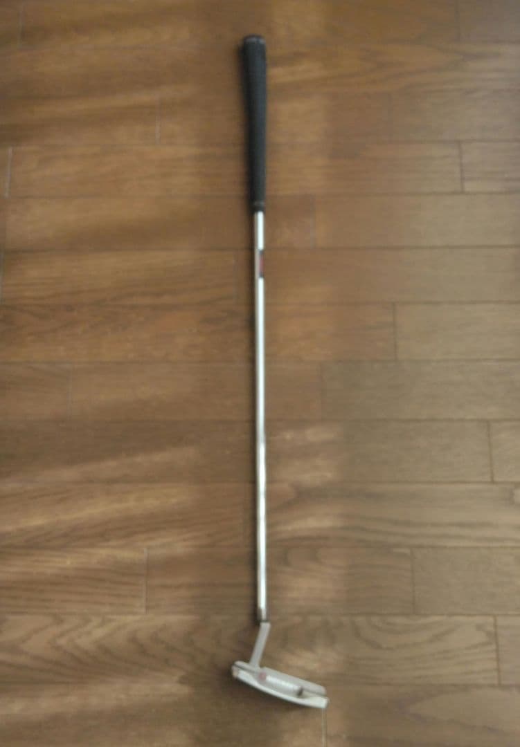 オデッセイ Tri HOT 3 ix パター 33インチ