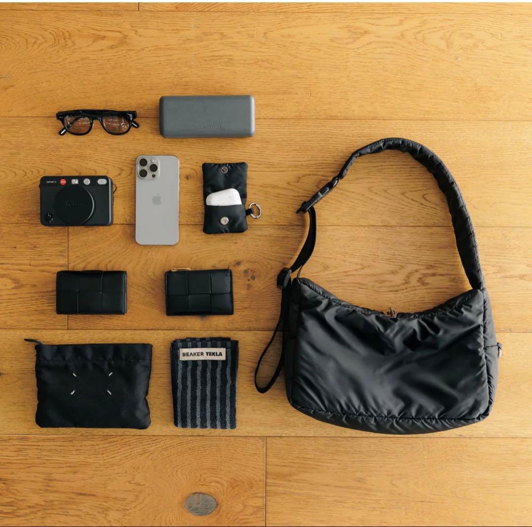 クレストショルダーバッグ HOLIDAY BAG ホリデーバッグ　clesste