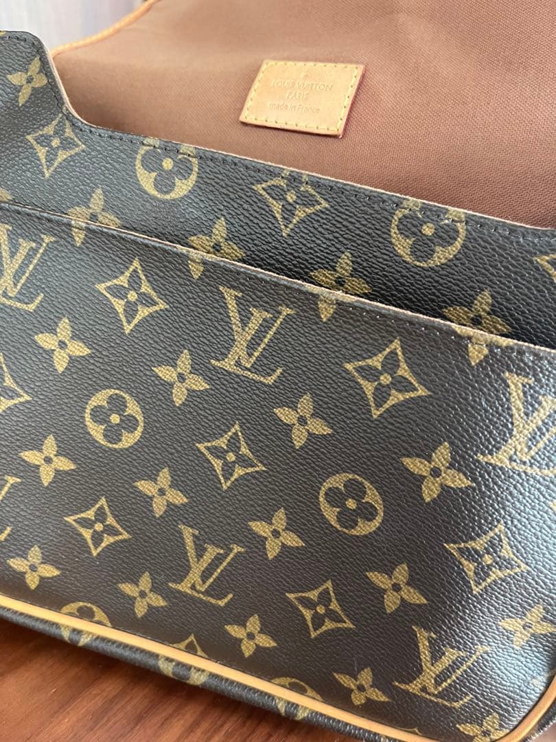 LOUIS VUITTON メッセンジャーボスフォールPM ショルダーバッグ