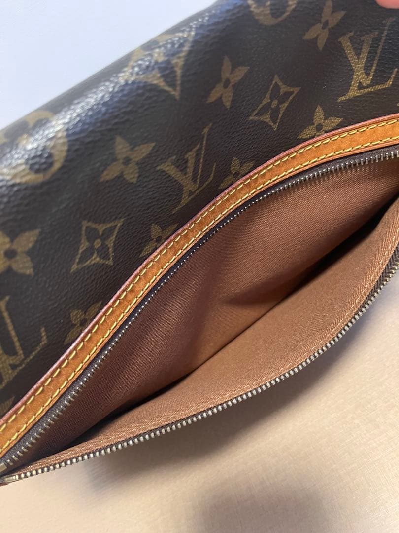 LOUIS VUITTON メッセンジャーボスフォールPM ショルダーバッグ