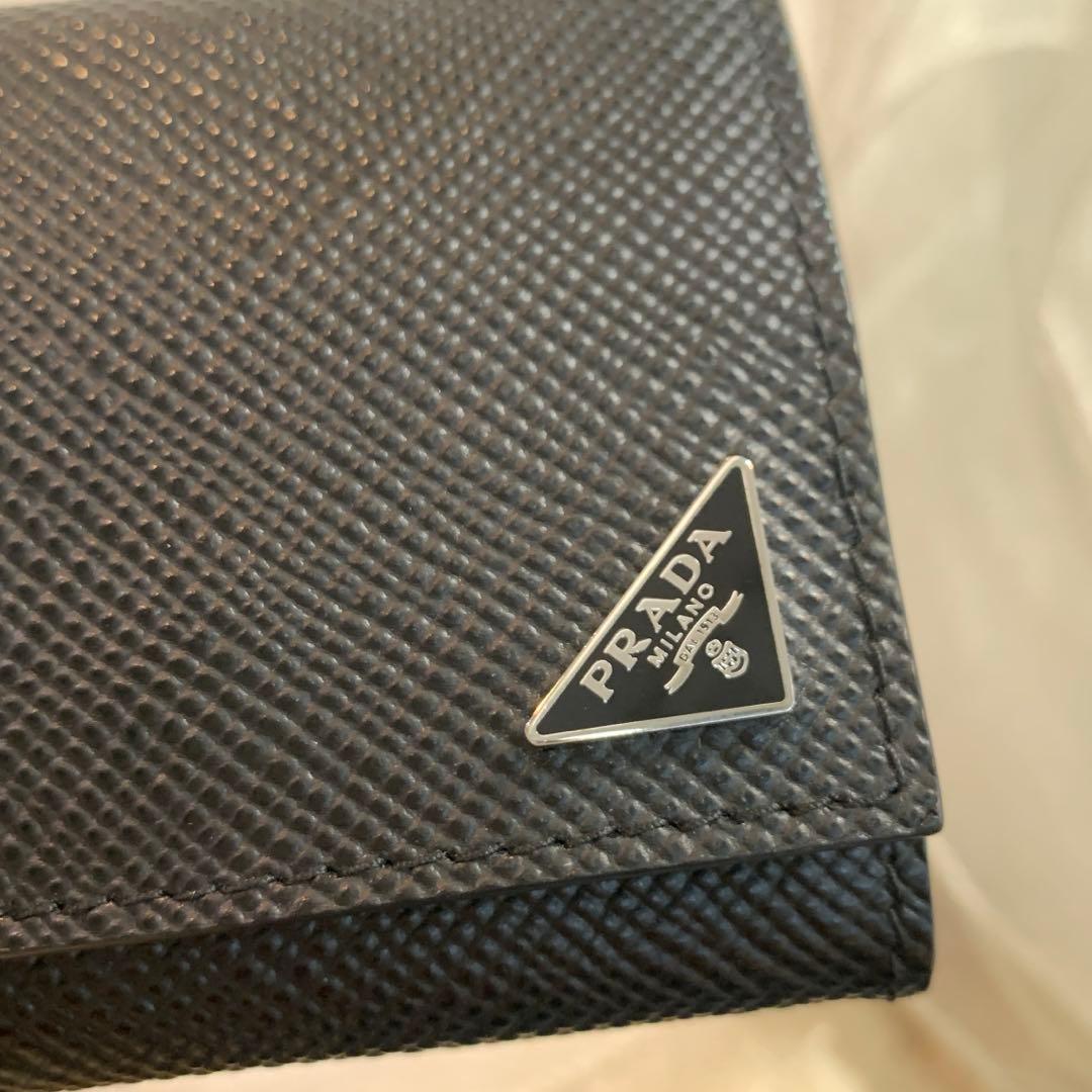 ☆未使用品☆PRADA サフィアーノ ケース トライアングルロゴ 黒