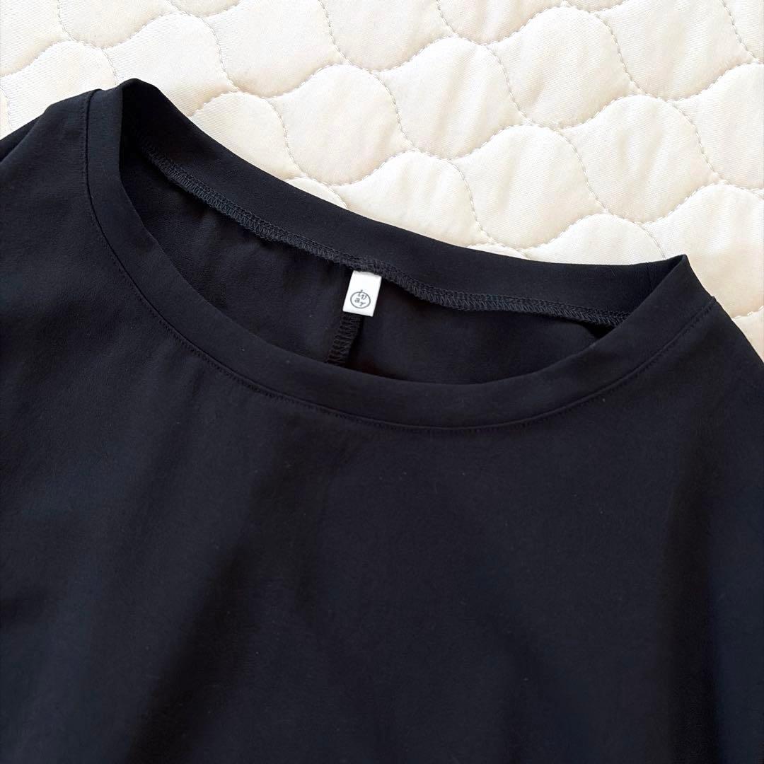 【美品】BEARDSLEY 後ろドレープTブラウス　ブラック　FREEサイズ