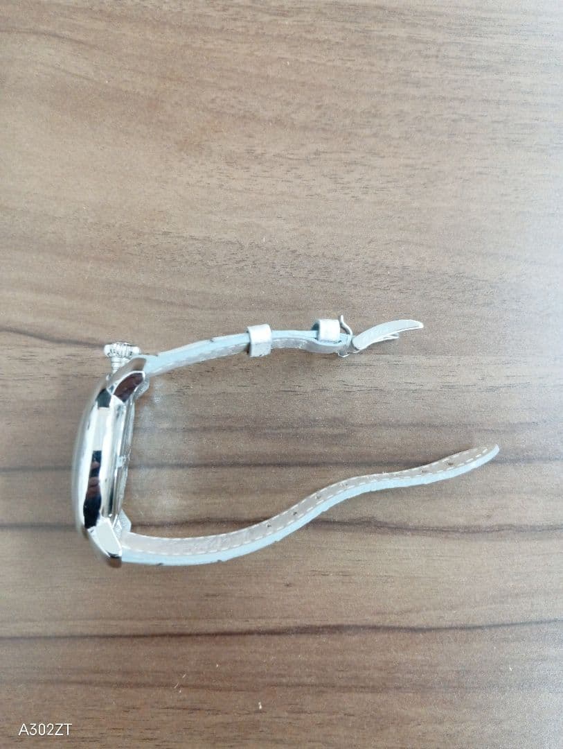 稼働　GAGAMILANO レザー アナログ 腕時計 クオーツ　レディース