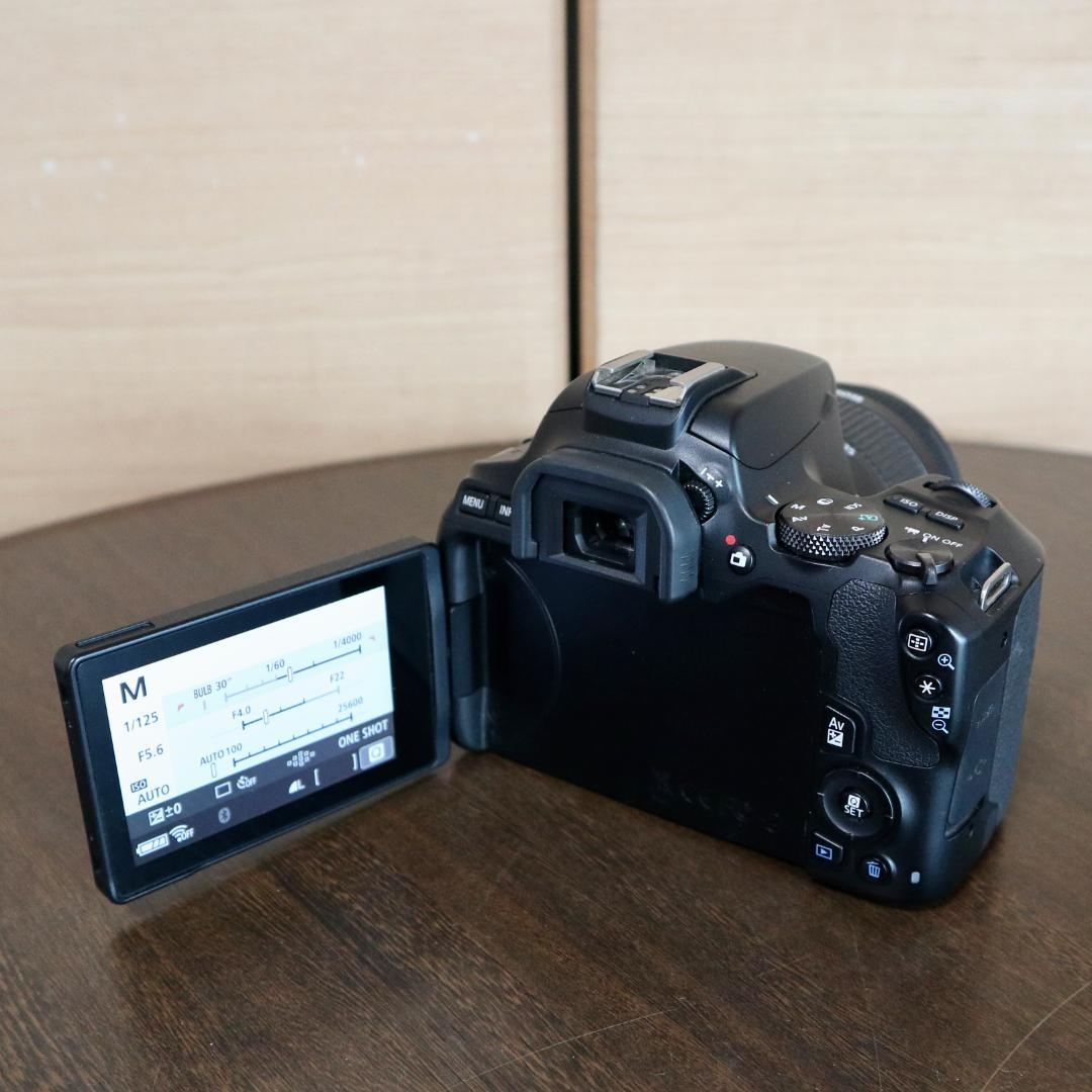 ★キャノン EOS Kiss X10 + 18-55mm IS STM 綺麗！★