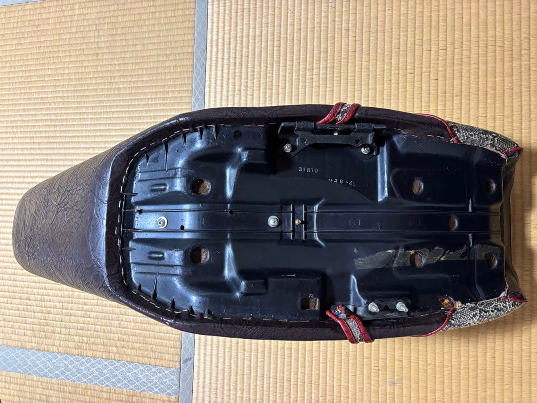 3段シート CBX400F 大川 川口 CBX550F BEET 当時物