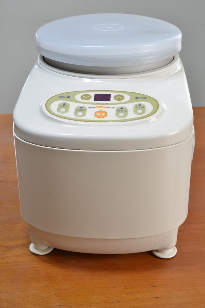 家庭用パンこね機　ザ・ミキサーKN-3005