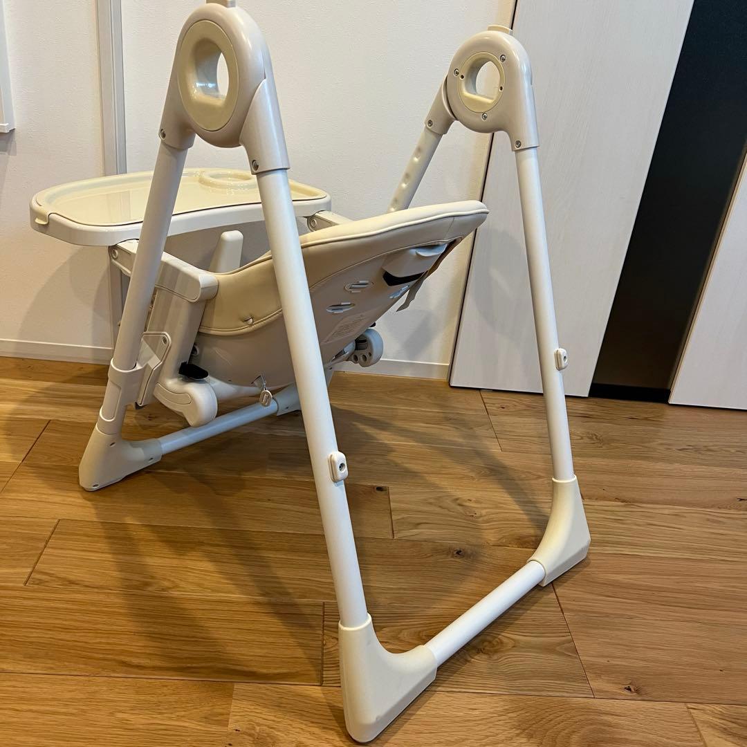 スモルビ ベビーチェア