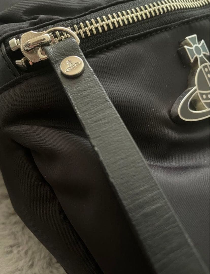 Vivienne Westwood クロスボディ バッグ